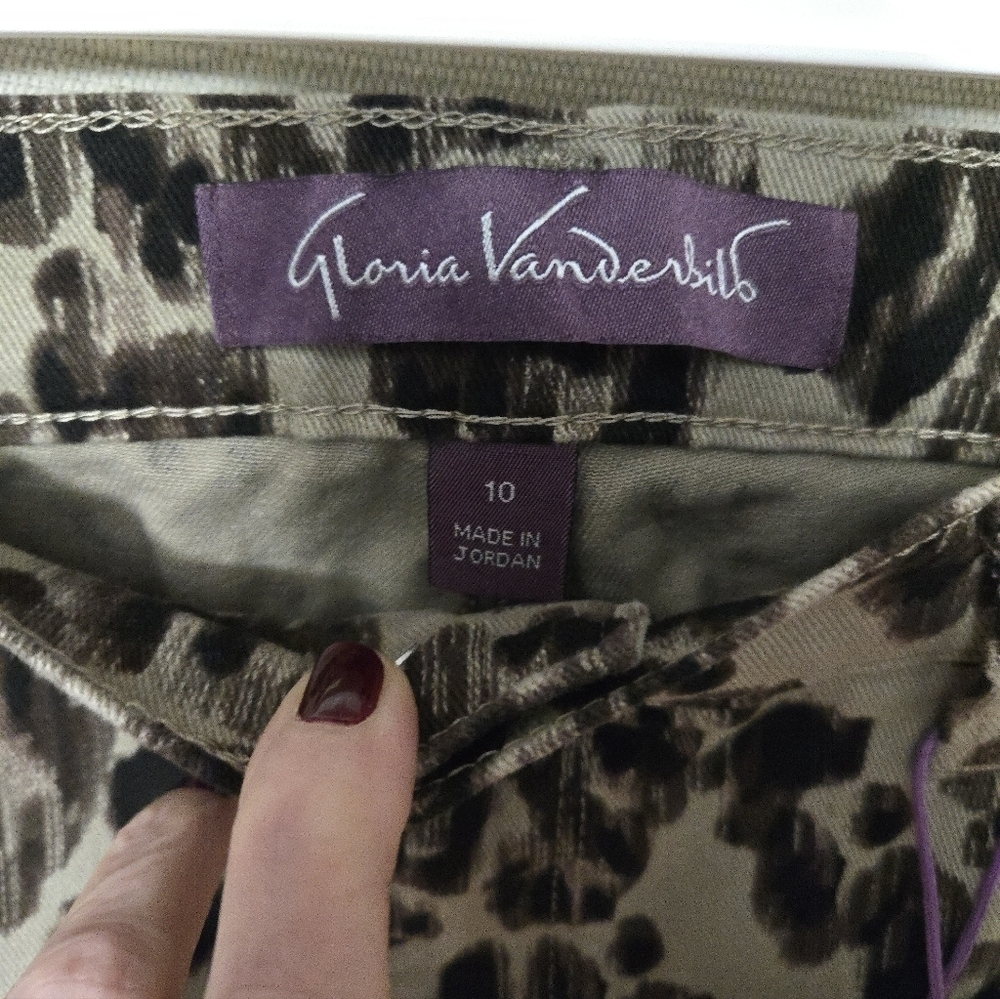 Gloria Vanderbuilt Leopard Print Pants NWT - Picture 3 of 5